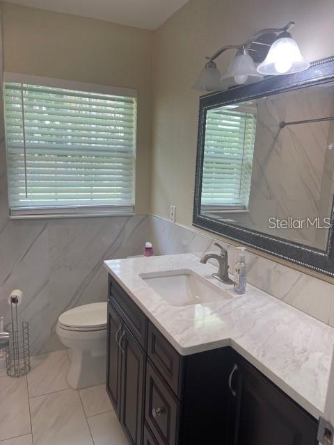 3040 GLEN OAK AVE N — photo 4