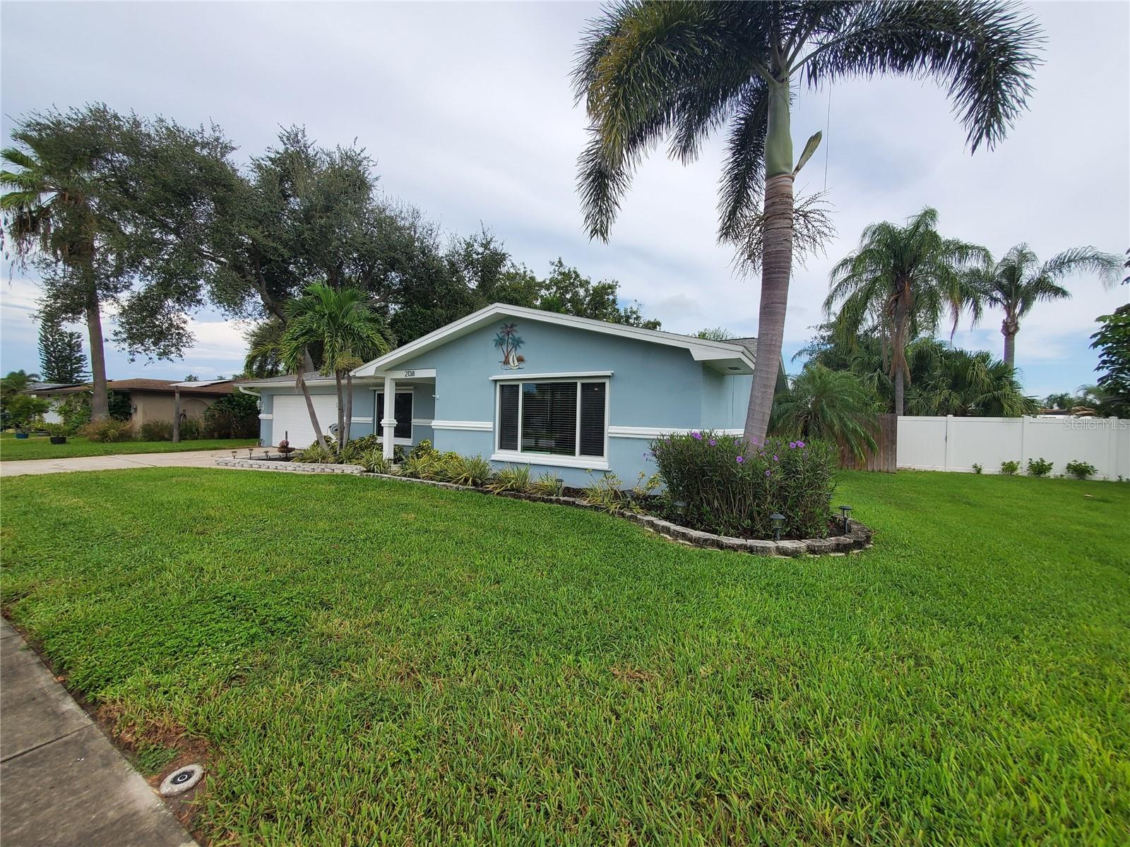 2138 GROVE PL — photo 2