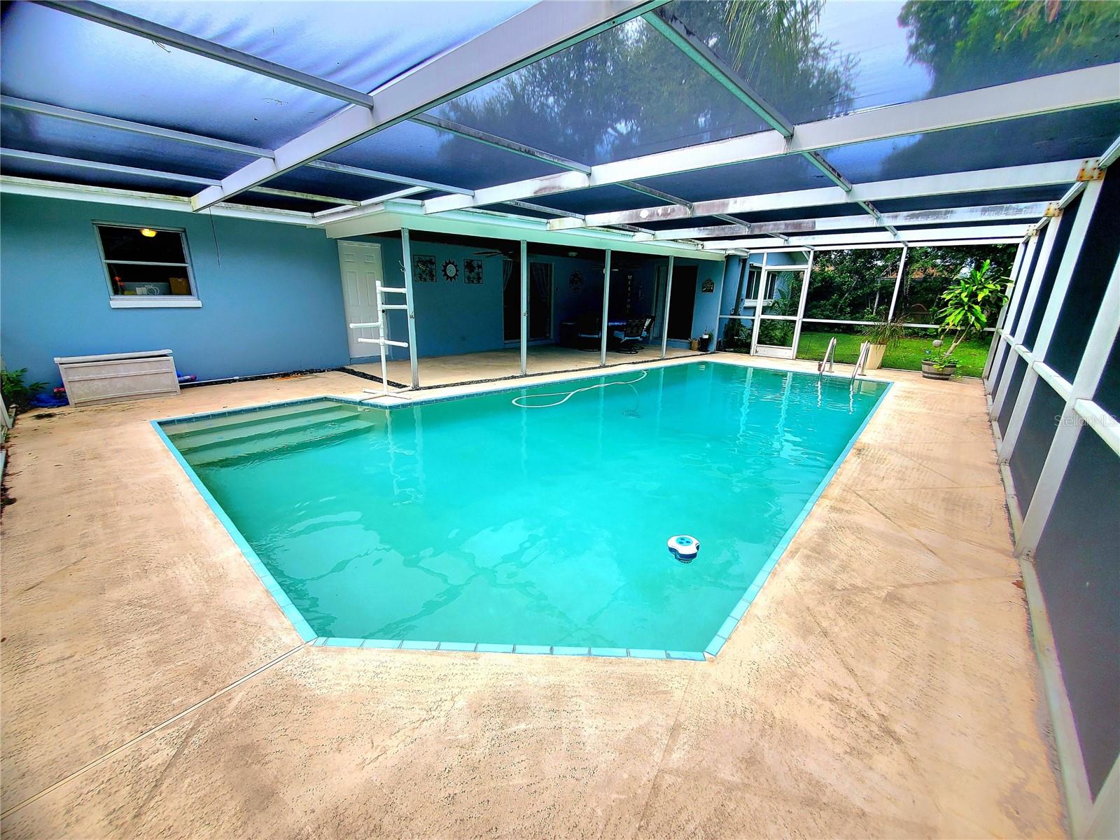 2138 GROVE PL — photo 28