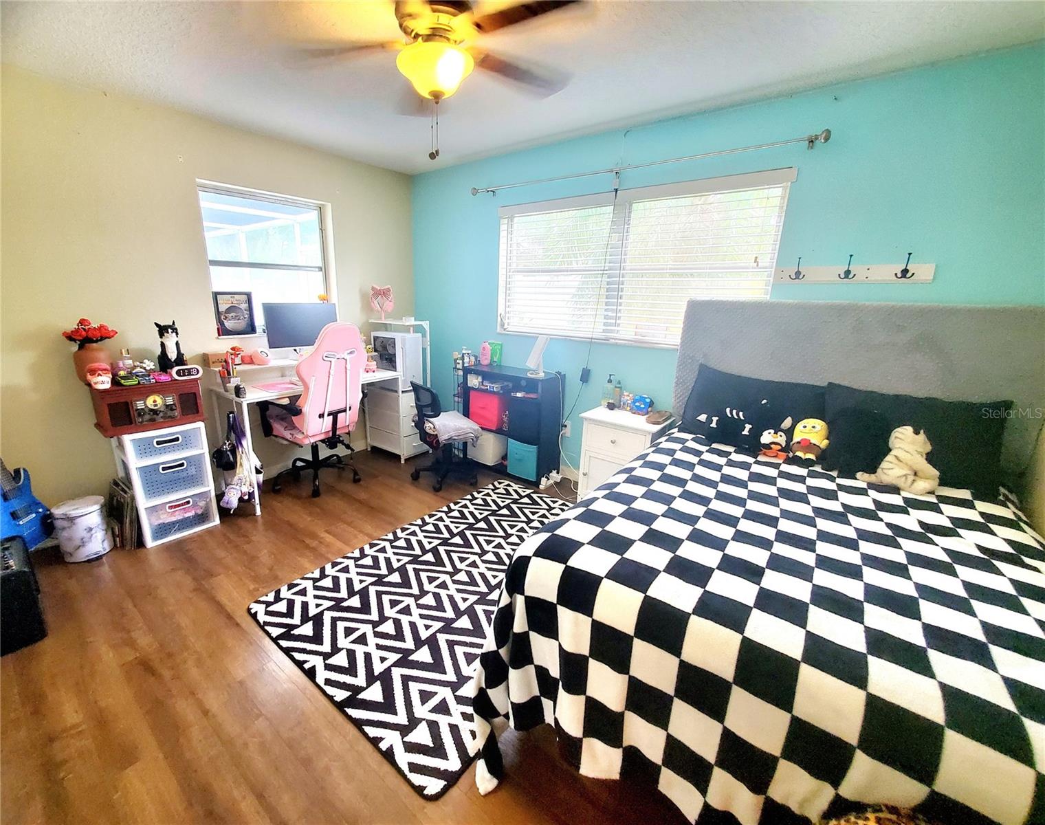 2138 GROVE PL — photo 24
