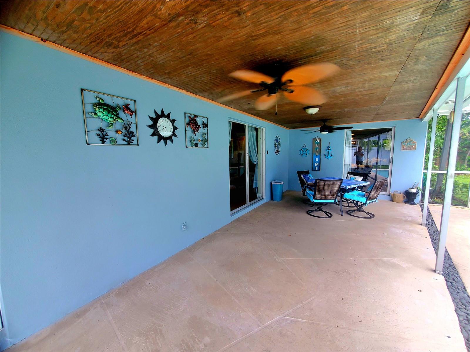 2138 GROVE PL — photo 29