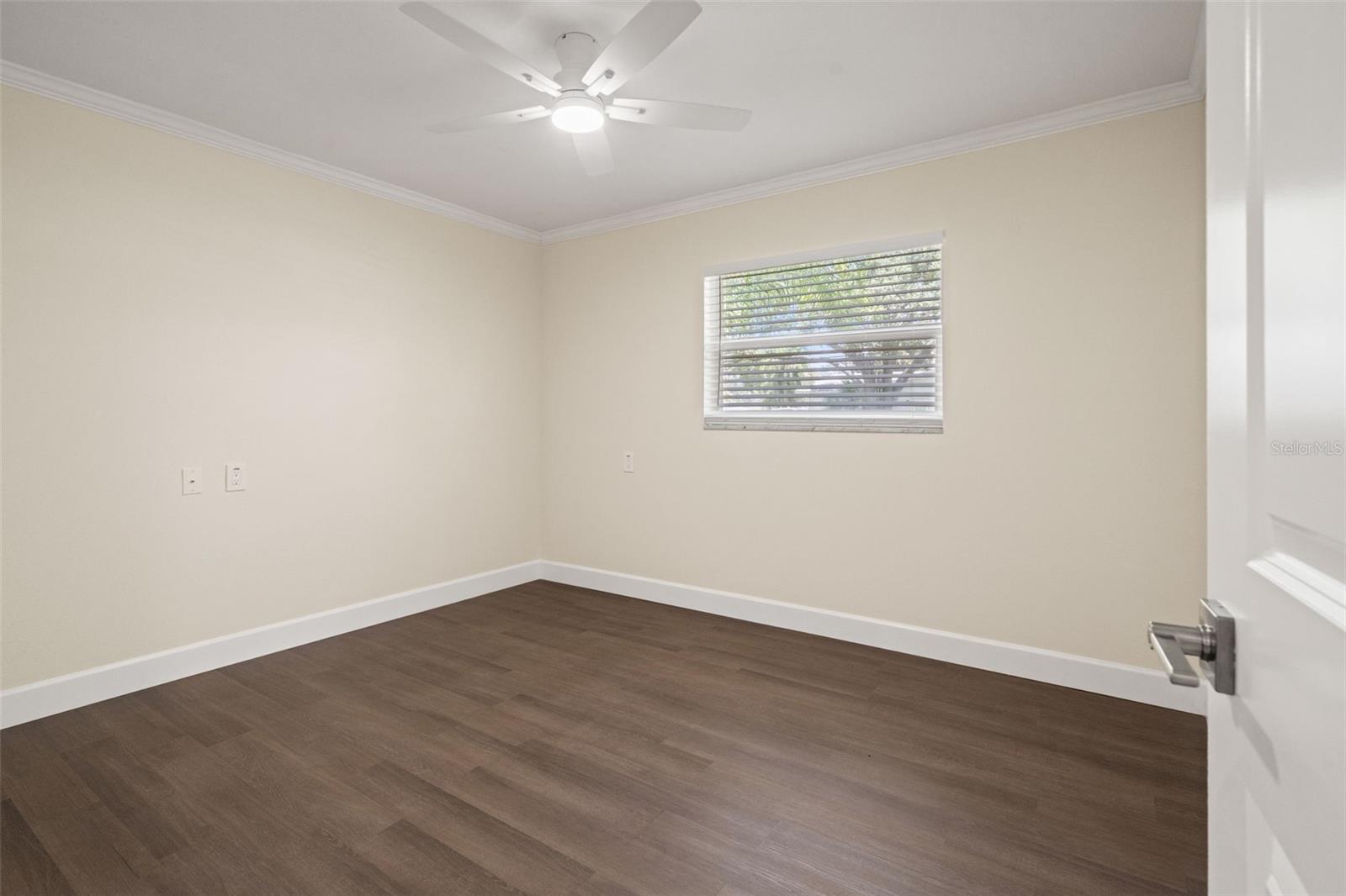 4247 HELENA ST NE — photo 25