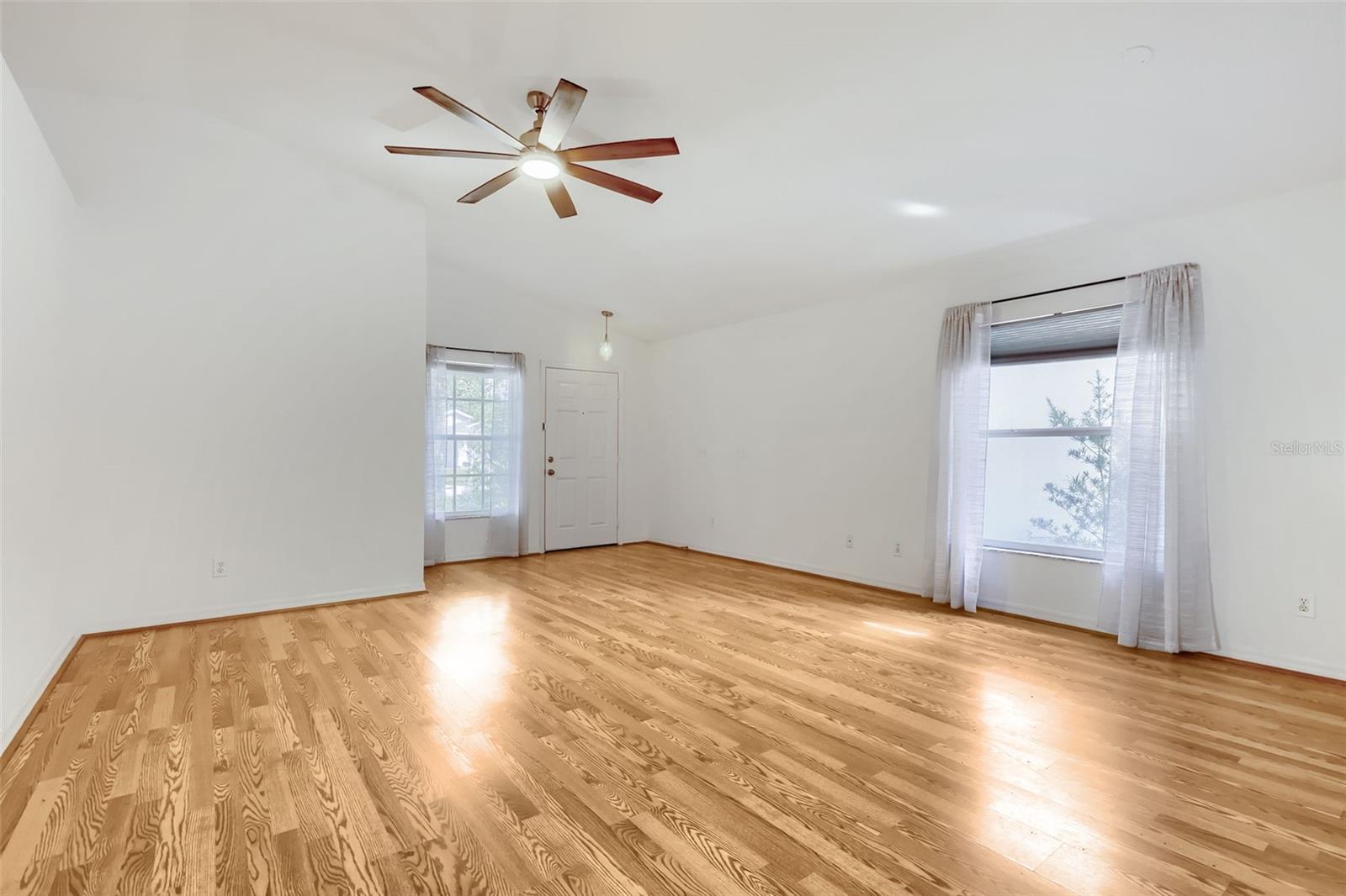 7902 CITRUS BLOSSOM DR — photo 7