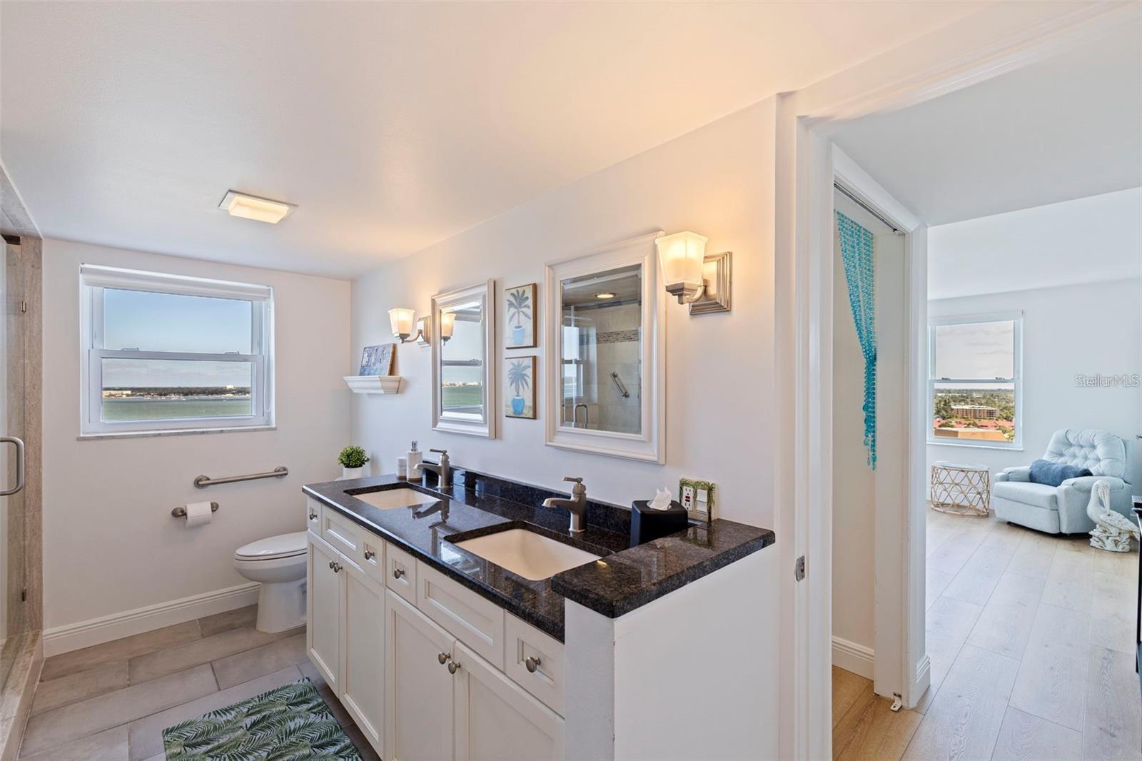 5200 BRITTANY DR S #1701 — photo 16