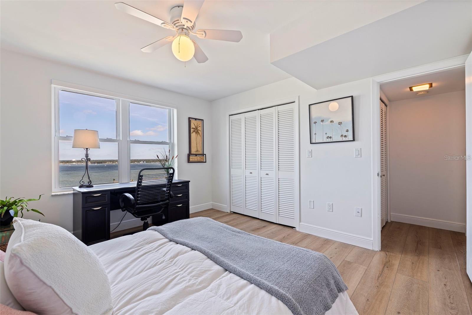5200 BRITTANY DR S #1701 — photo 19