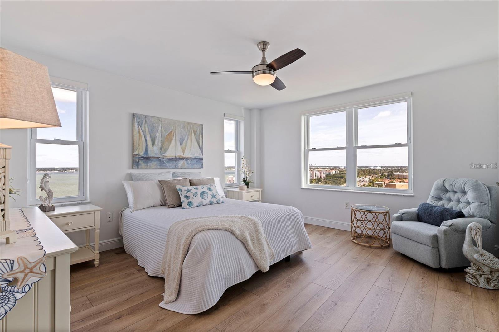 5200 BRITTANY DR S #1701 — photo 14