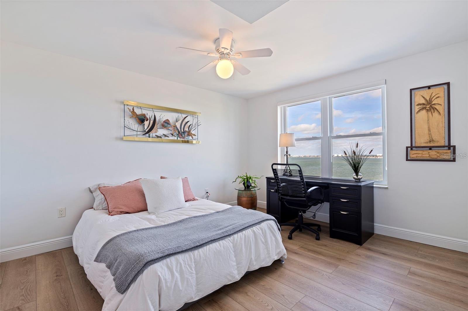 5200 BRITTANY DR S #1701 — photo 18