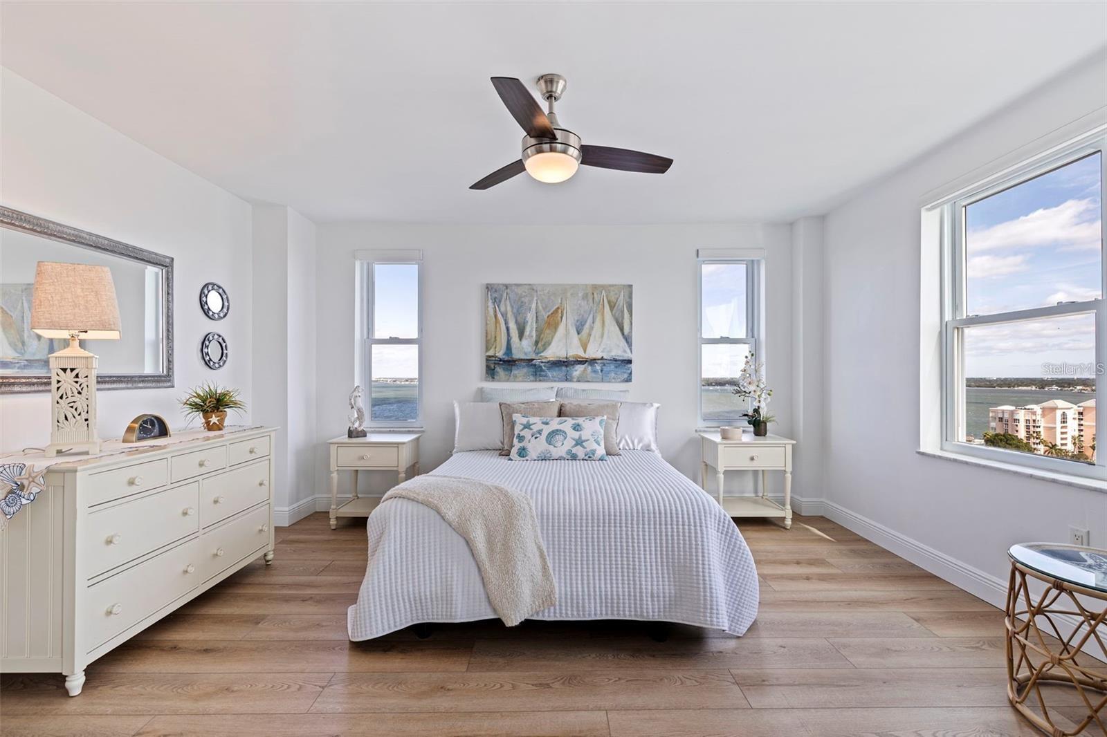 5200 BRITTANY DR S #1701 — photo 12