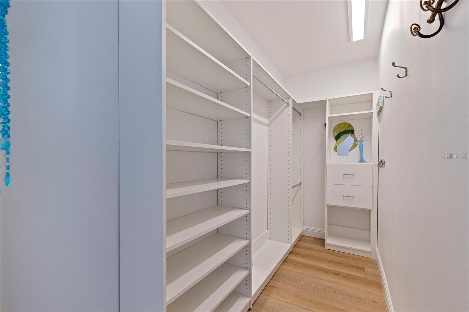 5200 BRITTANY DR S #1701 — photo 15