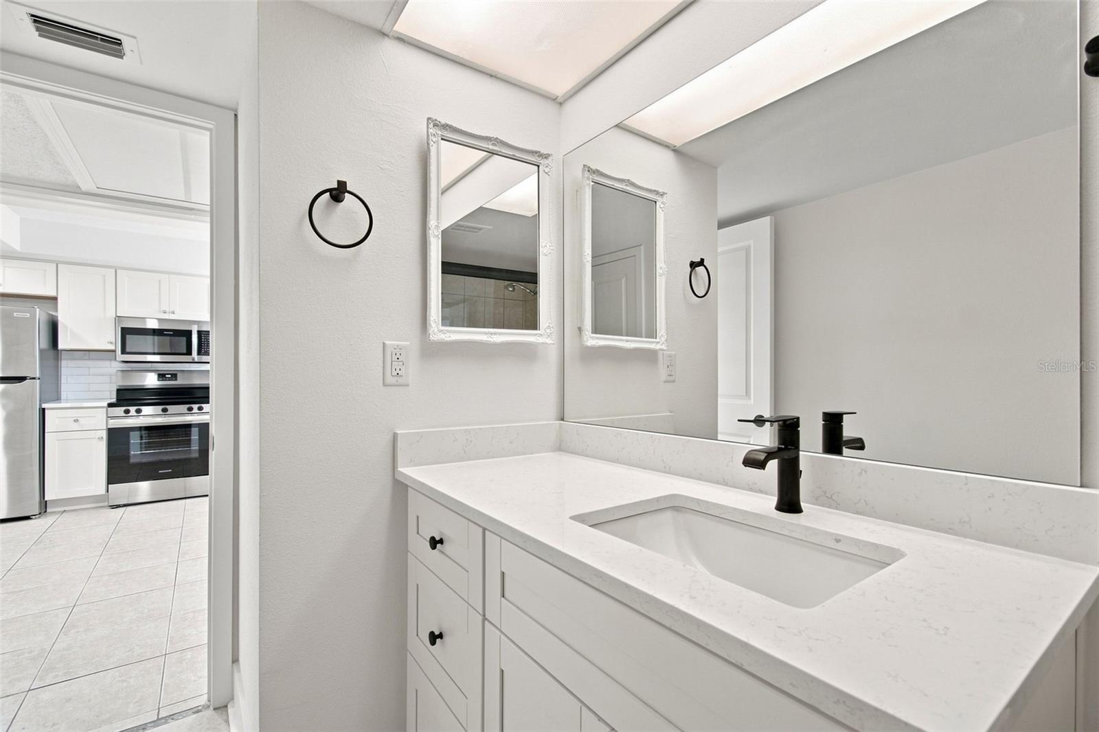 4650 COVE CIR #104 — photo 19