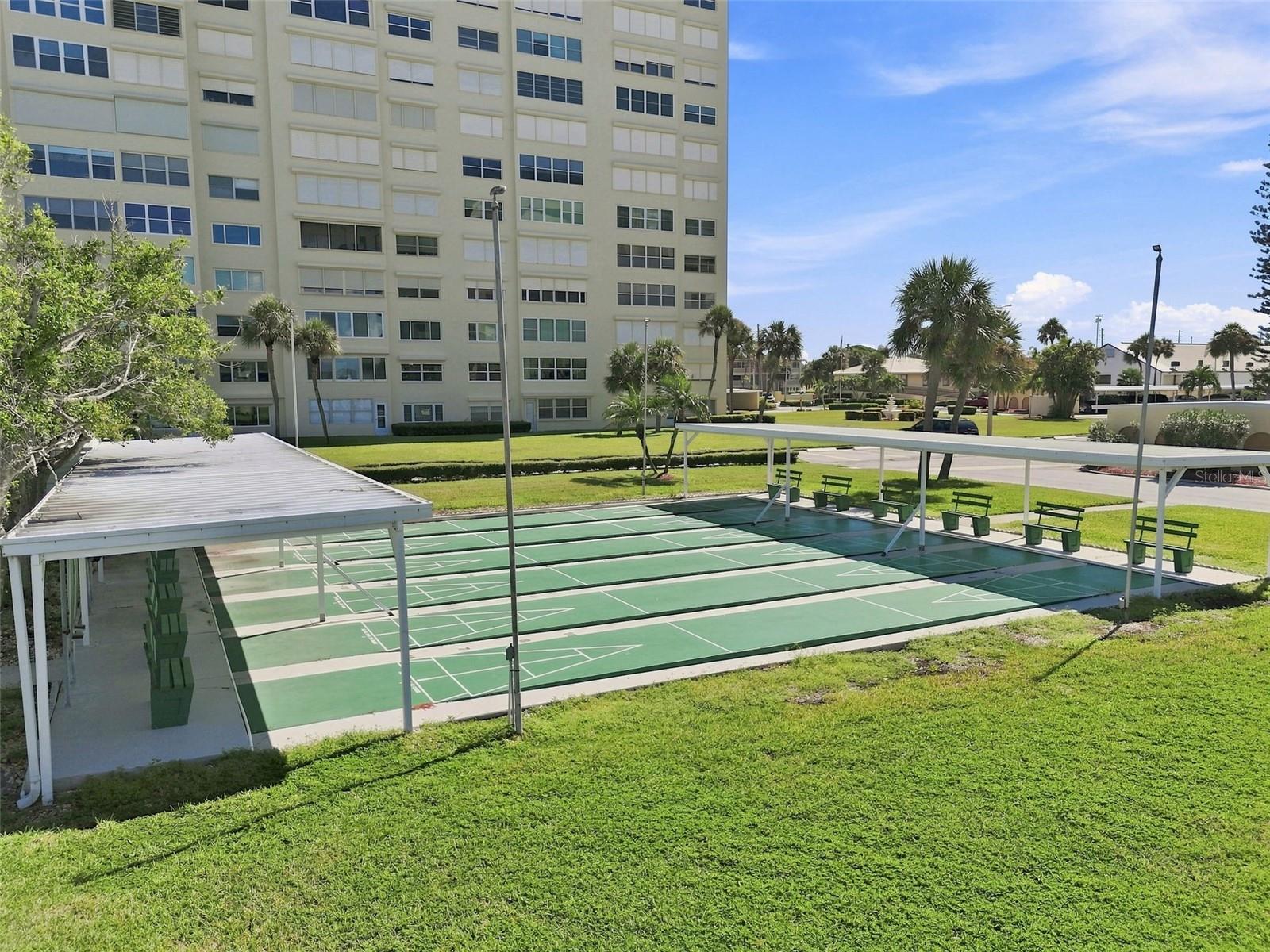 4650 COVE CIR #104 — photo 47