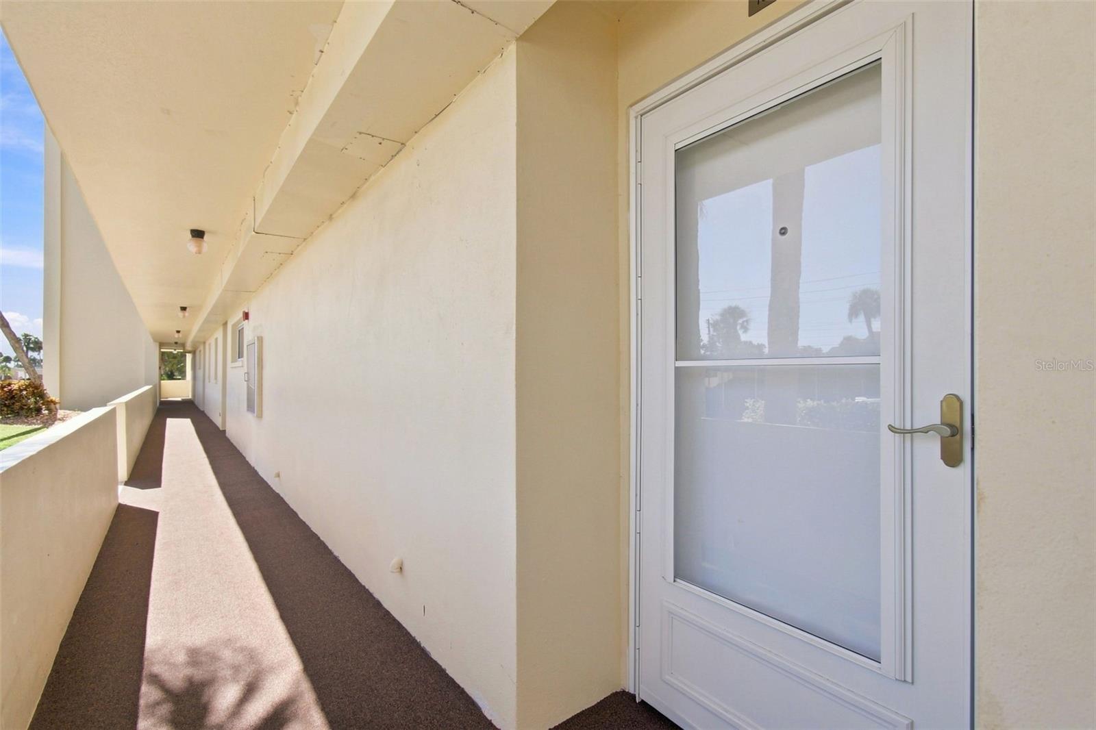 4650 COVE CIR #104 — photo 4