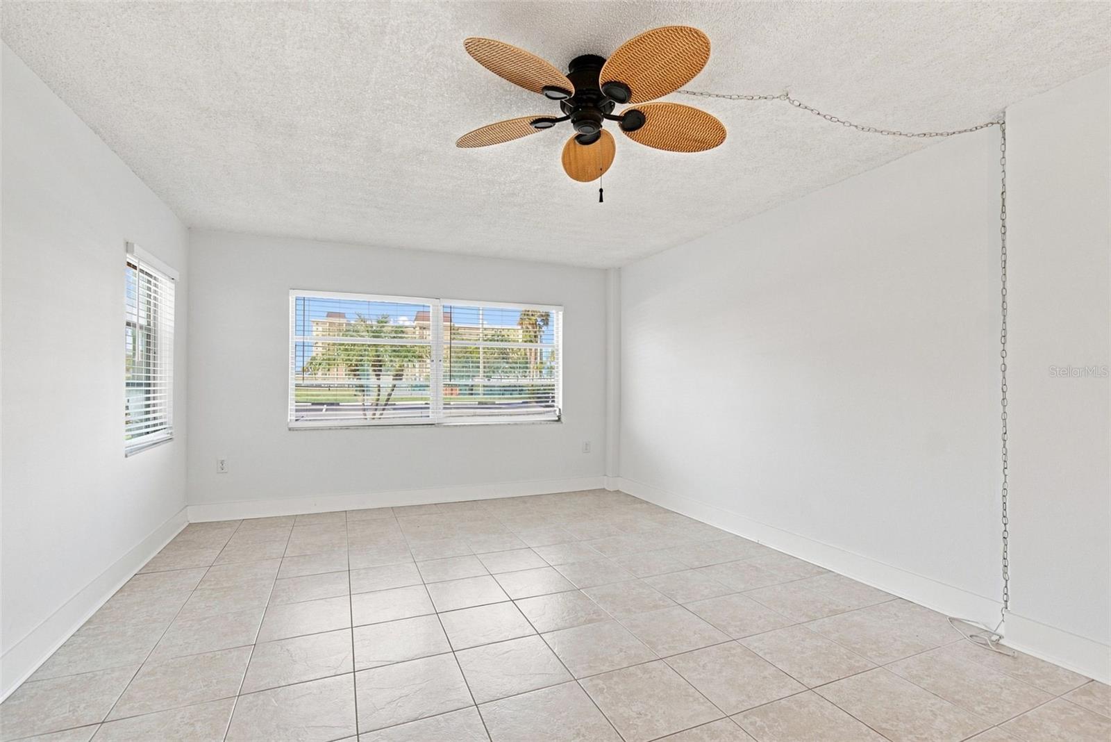 4650 COVE CIR #104 — photo 71