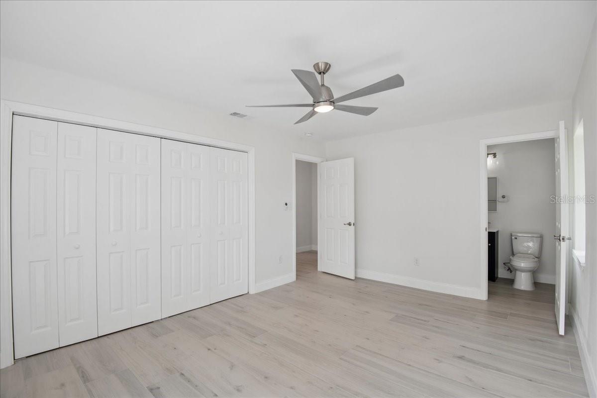 548 BAYWOOD DR S — photo 18