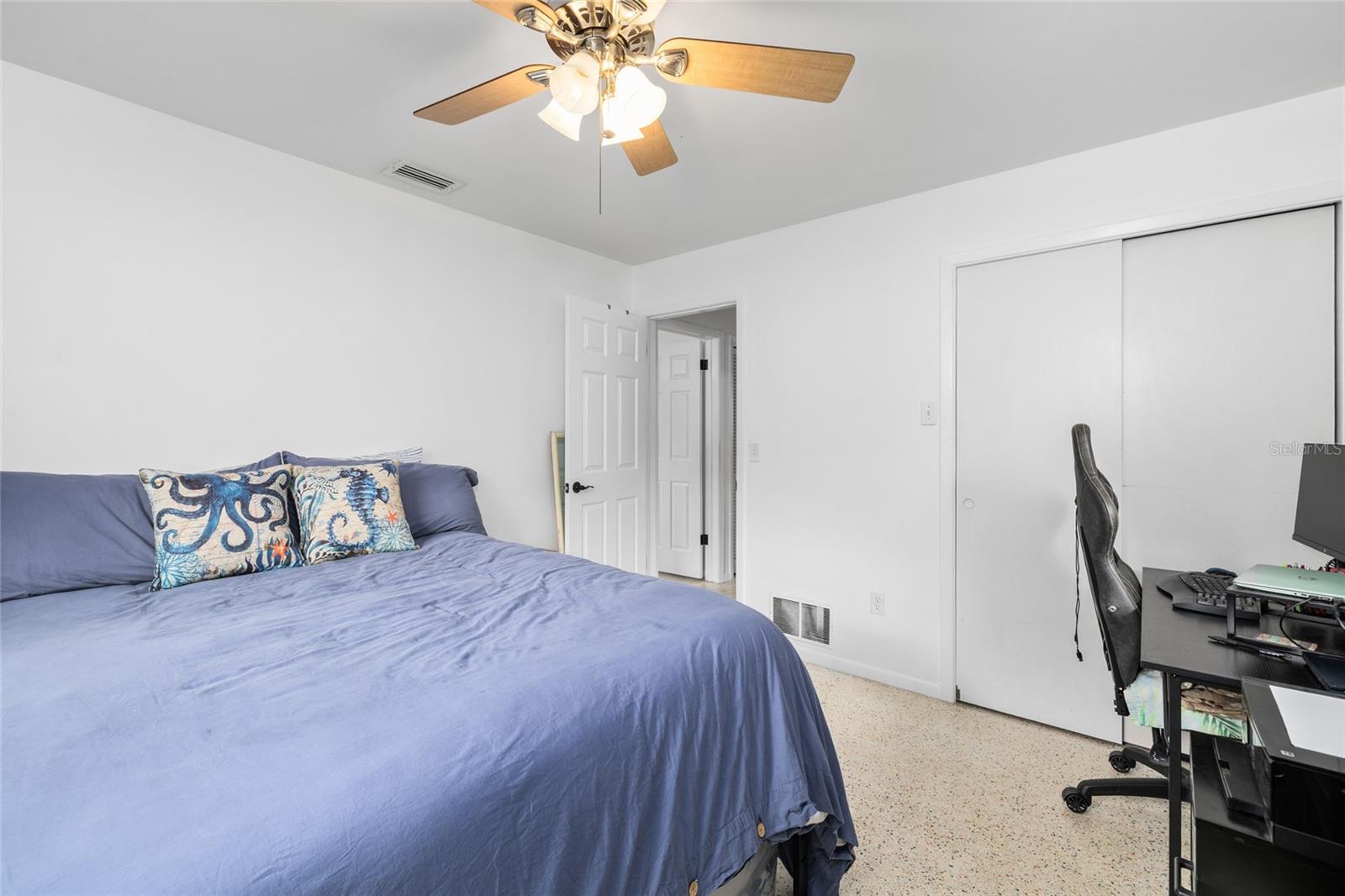2051 LITTLE NECK RD — photo 16