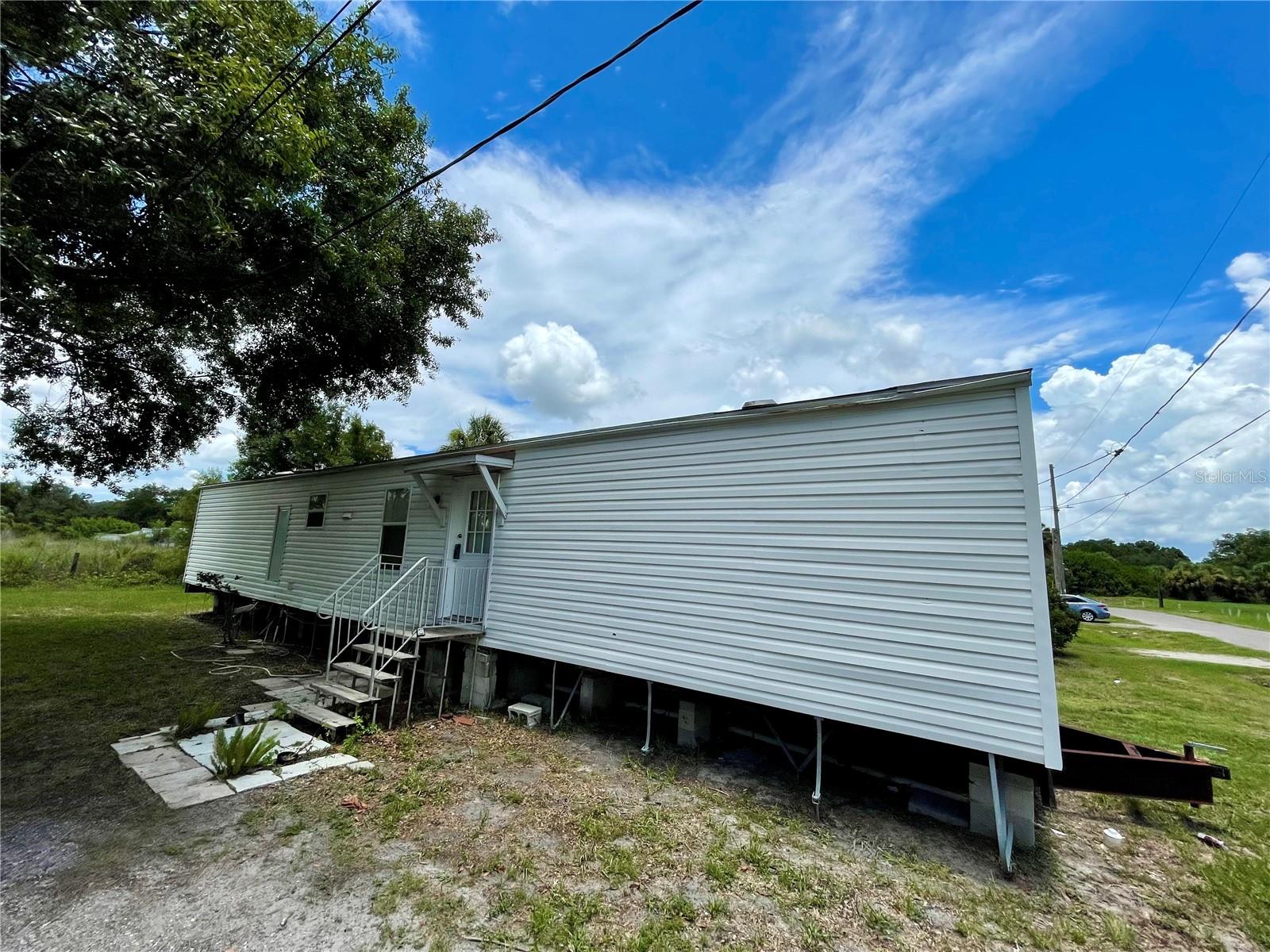 6334 EUGENE ACRES LN — photo 3