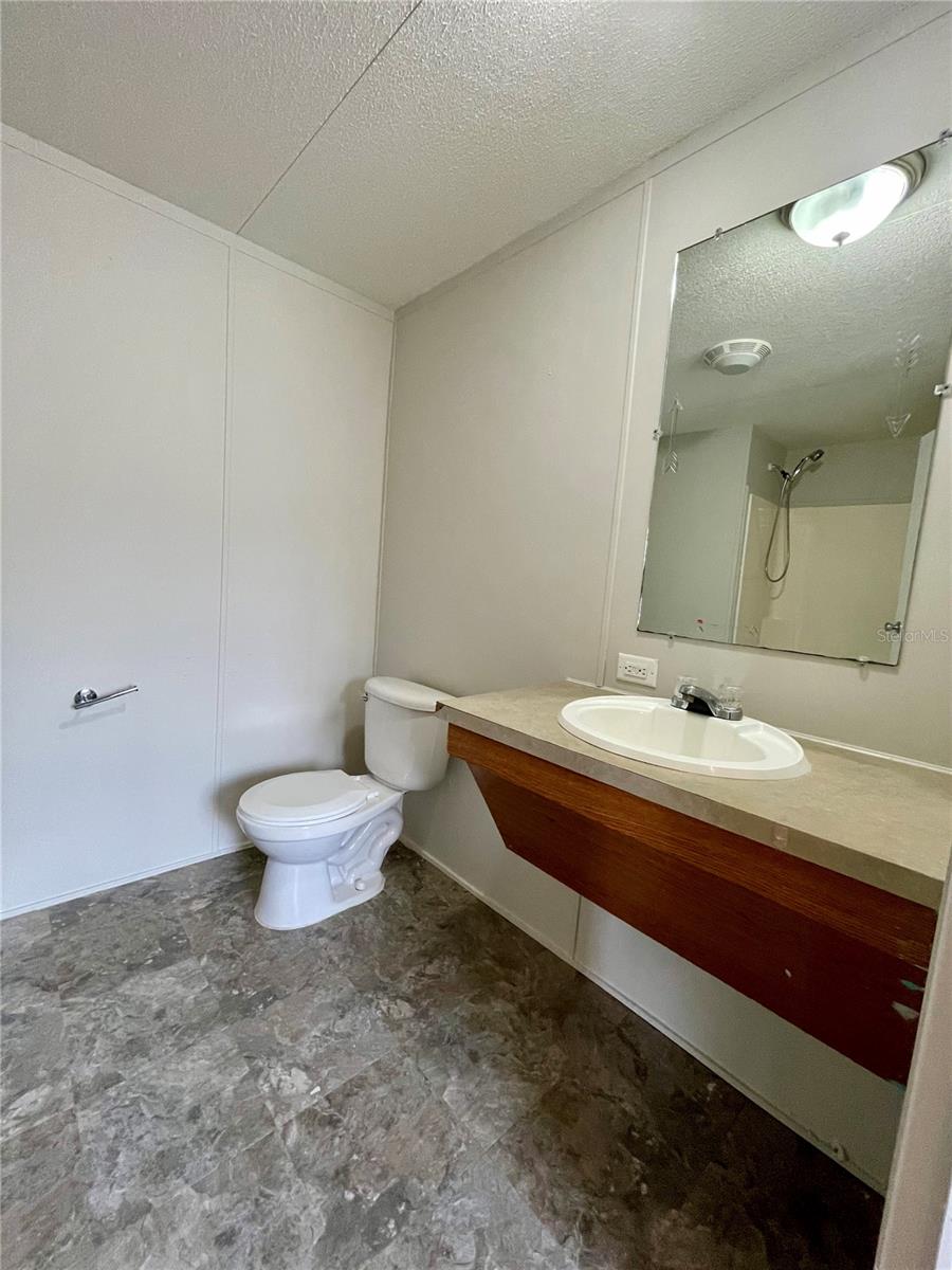 6334 EUGENE ACRES LN — photo 10