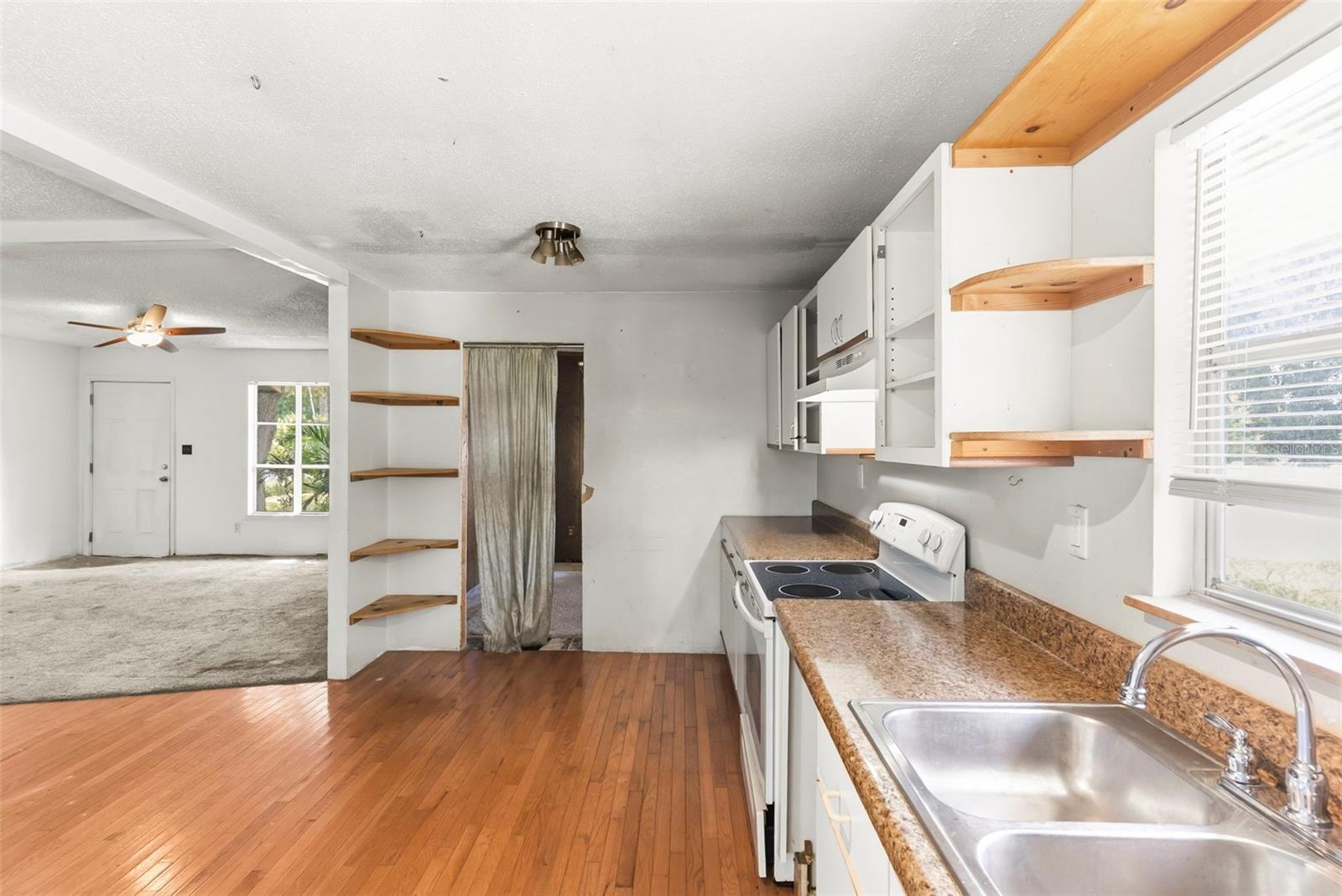 1808 S 86TH ST — photo 9