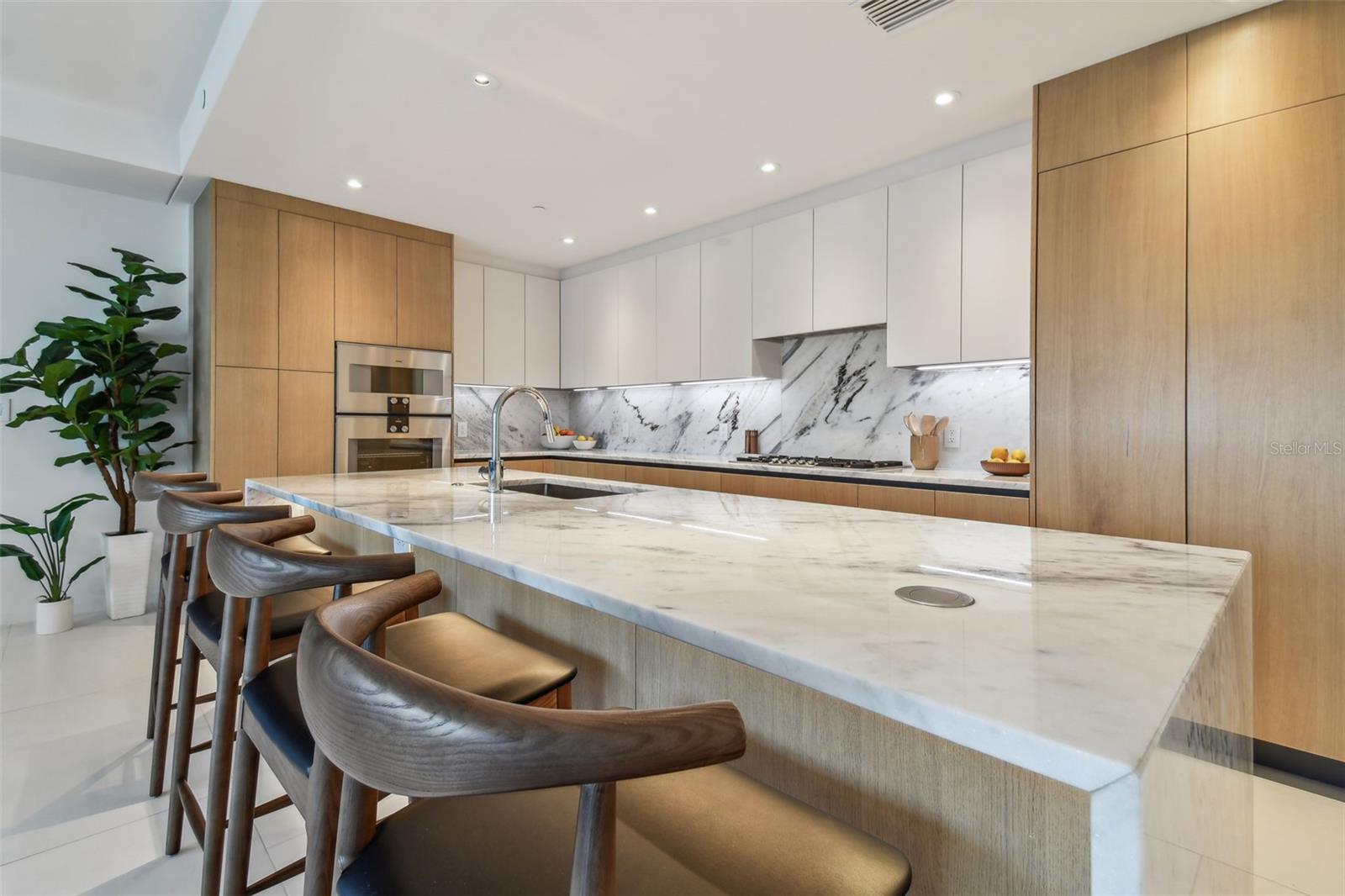 1020 SUNSET POINT RD #207 — photo 42