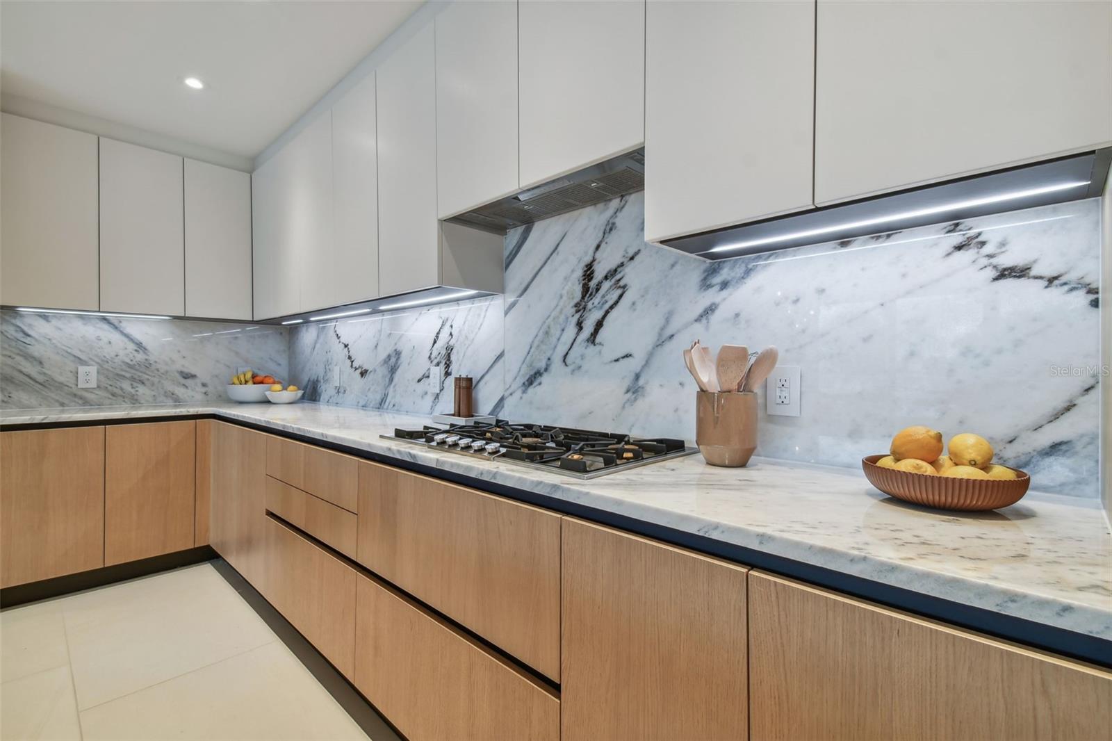 1020 SUNSET POINT RD #207 — photo 32