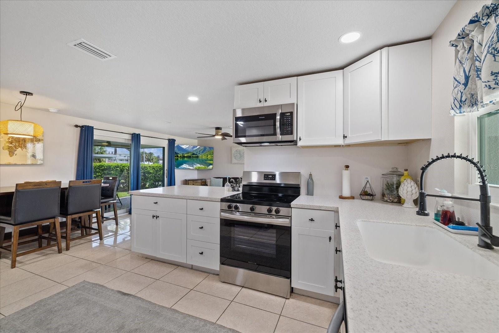 4611 TOPSAIL TRL — photo 14