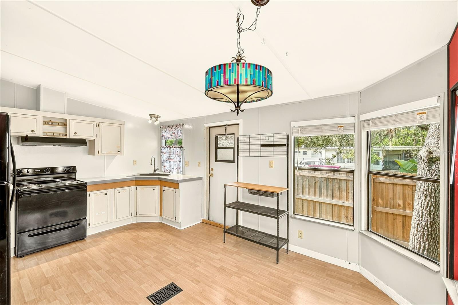 11704 DOAKS ST — photo 12