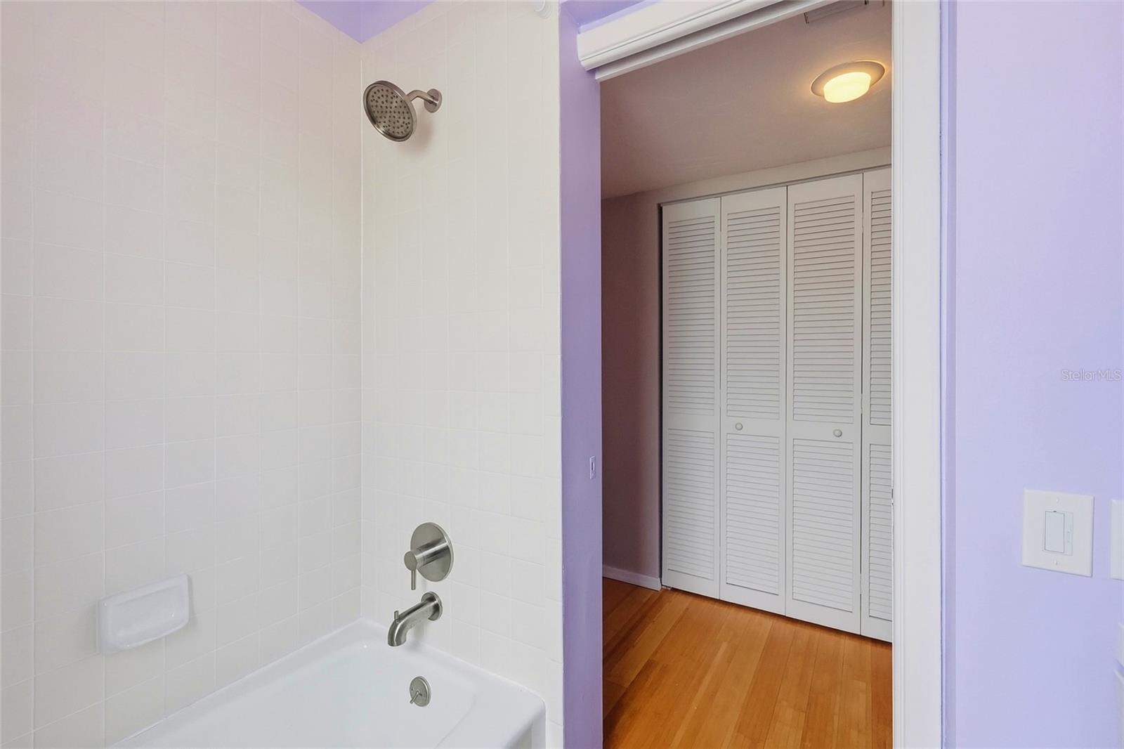 109 WOODLAND PL — photo 22