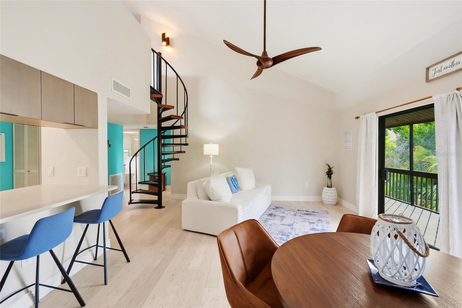 109 WOODLAND PL — photo 10