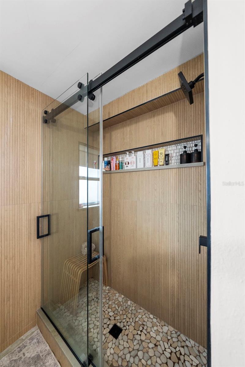 300 VENETIAN DR #1 — photo 31