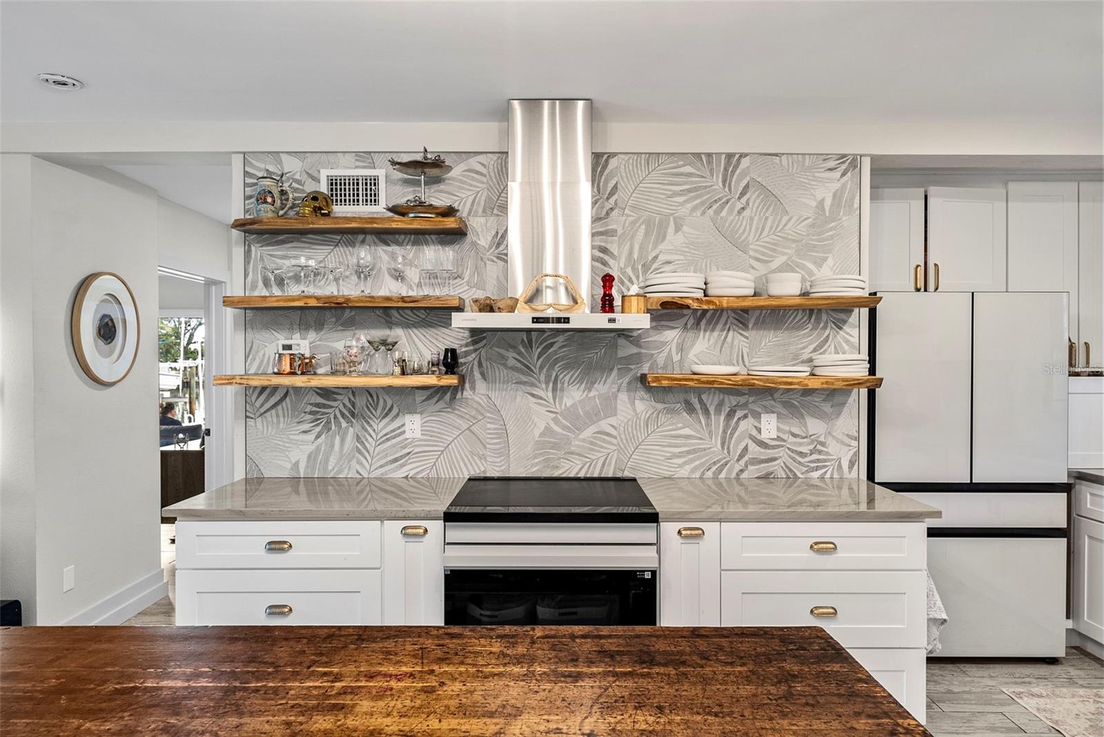 300 VENETIAN DR #1 — photo 16
