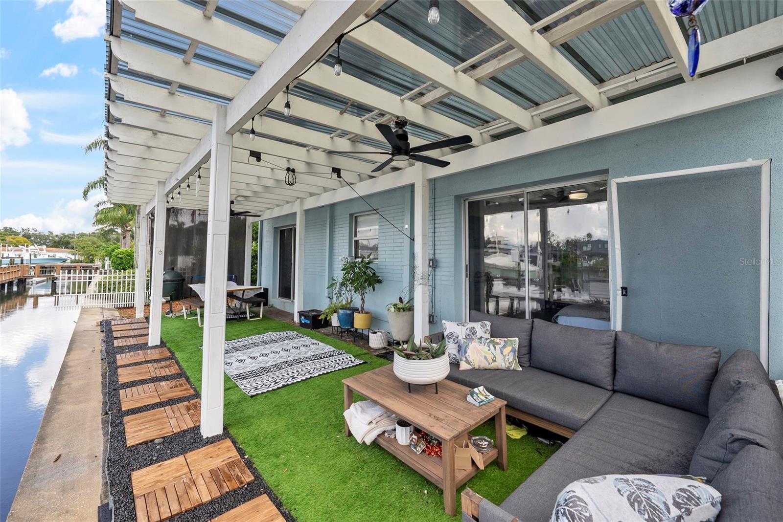 300 VENETIAN DR #1 — photo 42