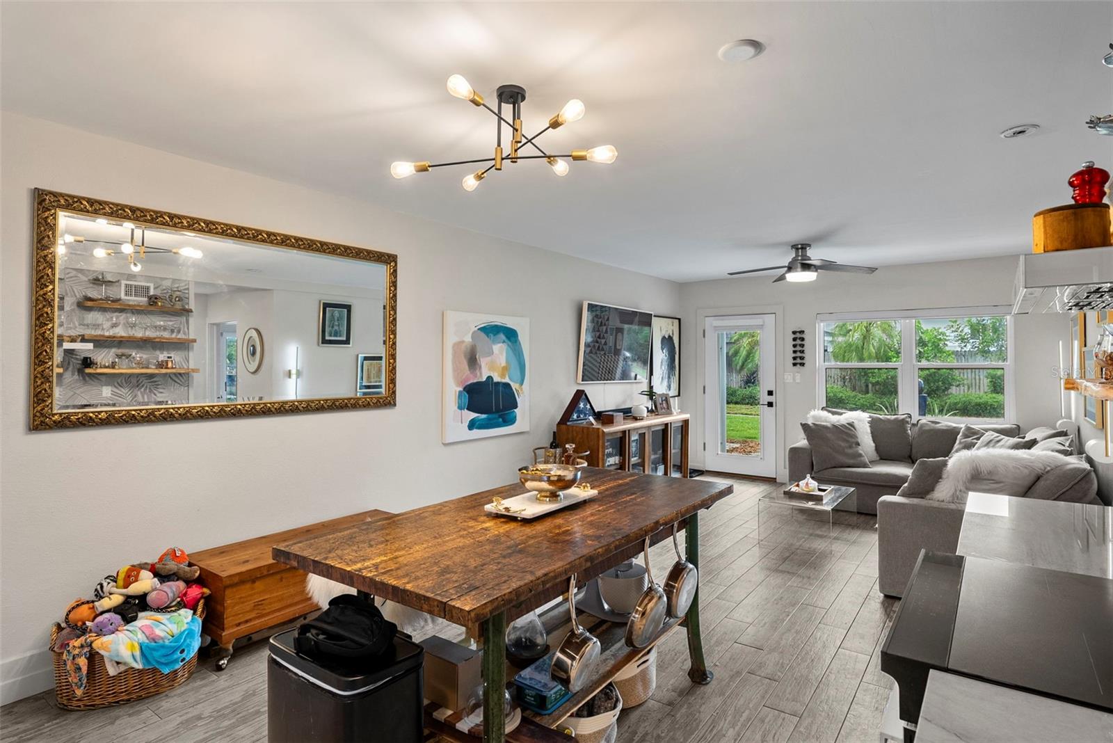 300 VENETIAN DR #1 — photo 21