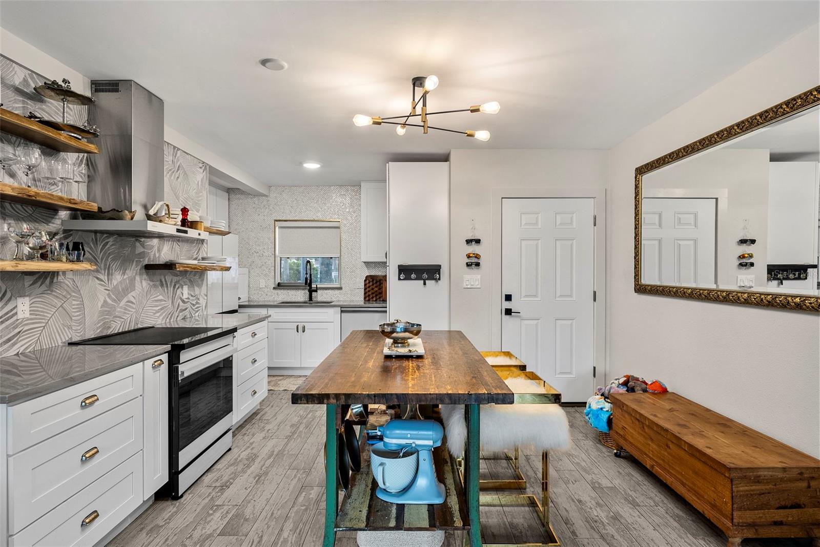 300 VENETIAN DR #1 — photo 13