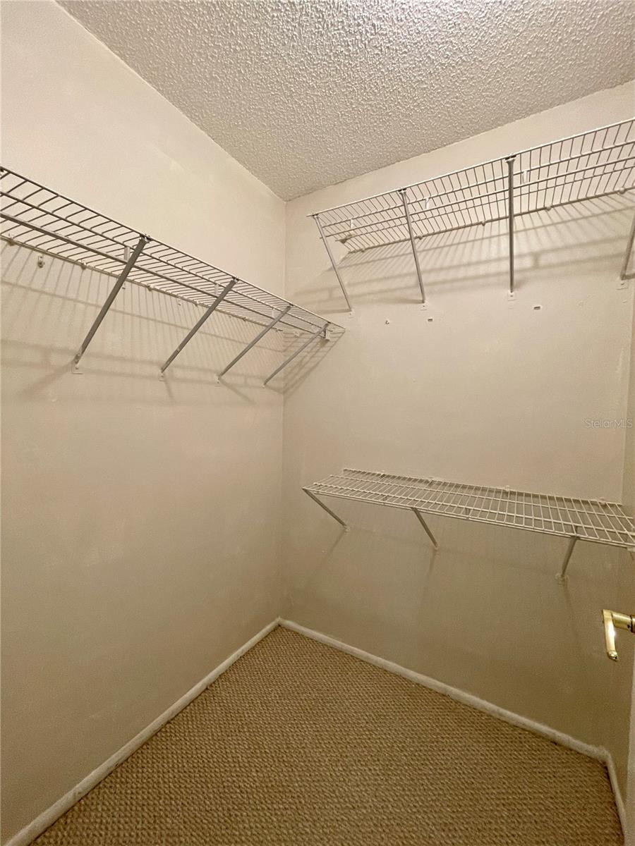 14803 LAKE FOREST DR — photo 9