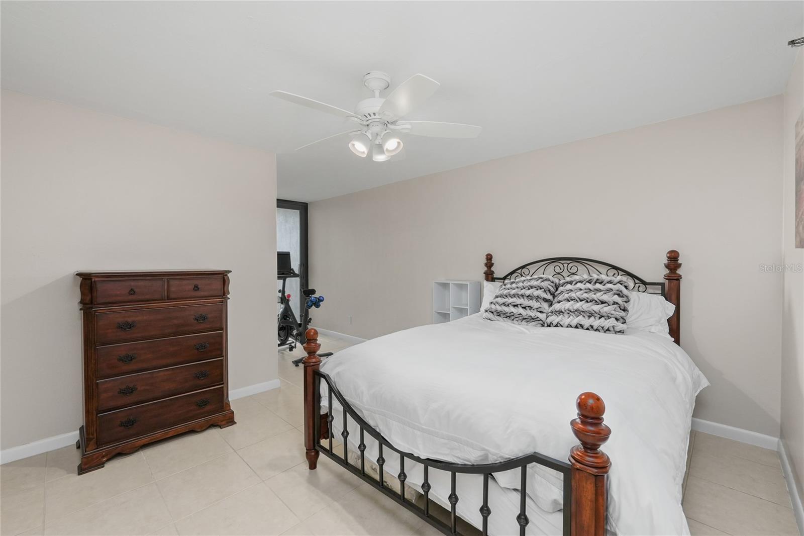 1660 GULF BLVD #807 — photo 6