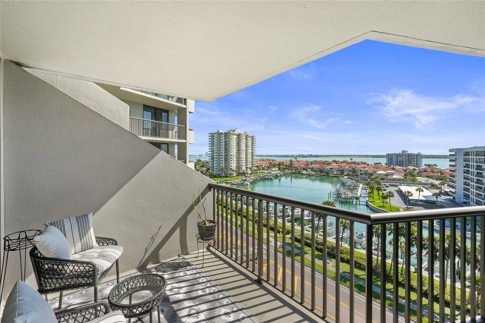1660 GULF BLVD #807 — photo 8
