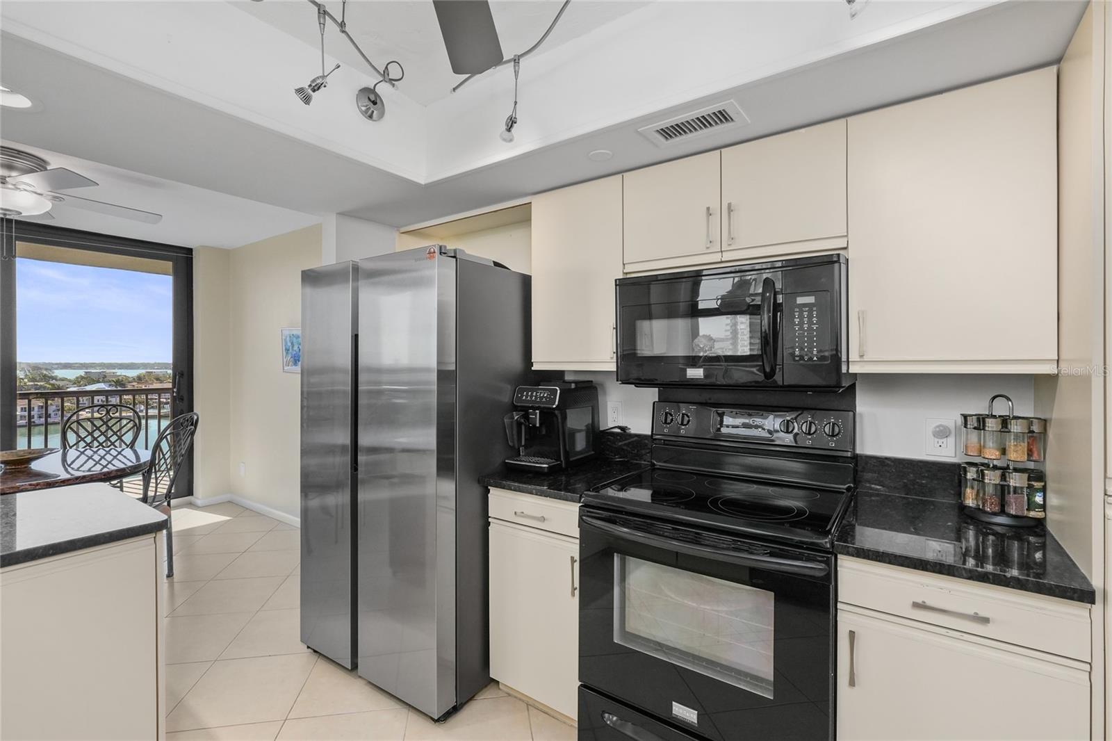 1660 GULF BLVD #807 — photo 31