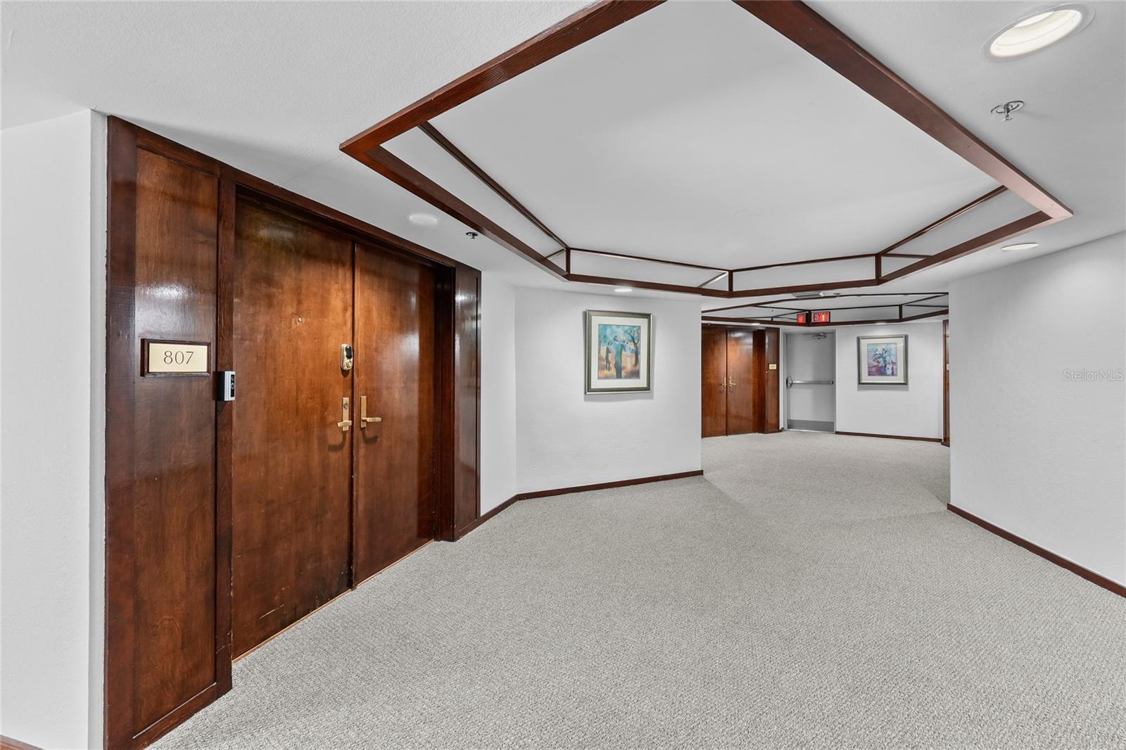 1660 GULF BLVD #807 — photo 27