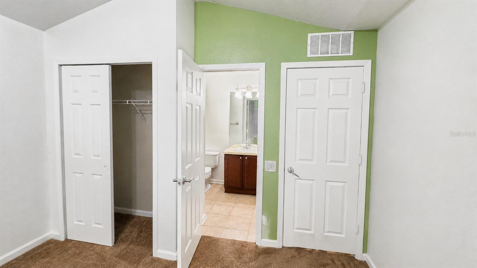 2086 KINGS PALACE DR #2086 — photo 23