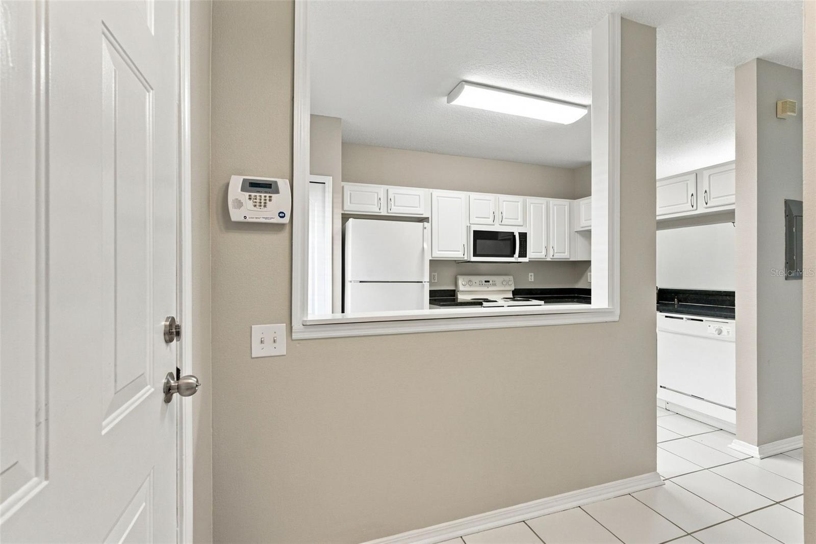 1150 KENNEWICK CT #1150 — photo 4