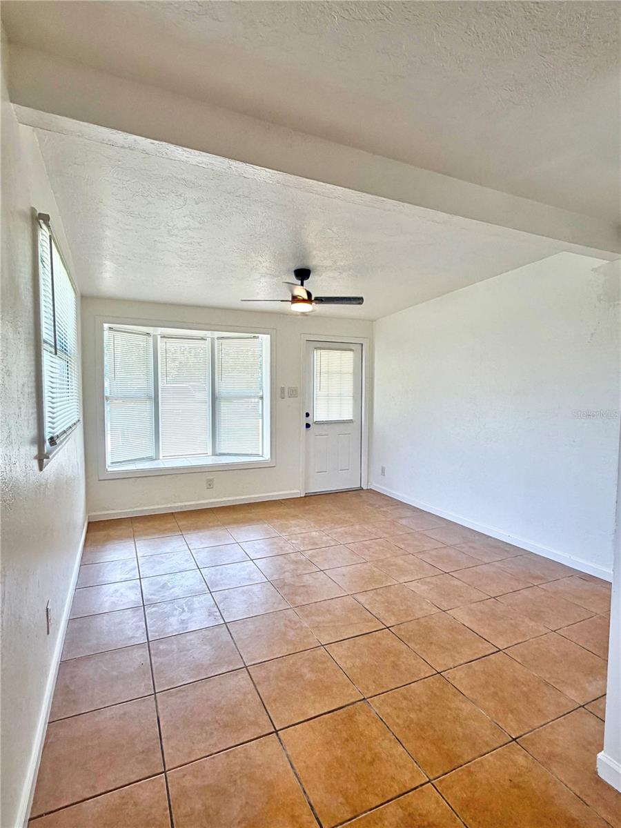 3724 TARO PL — photo 4