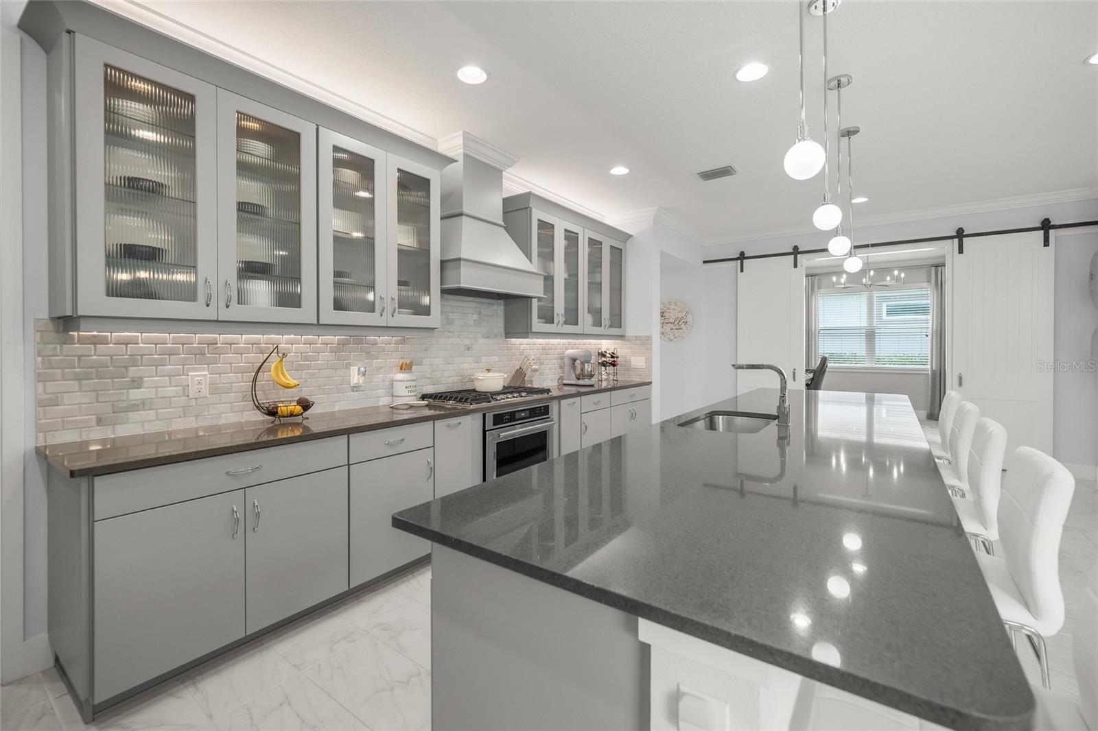 5557 LONG SHORE LOOP — photo 14
