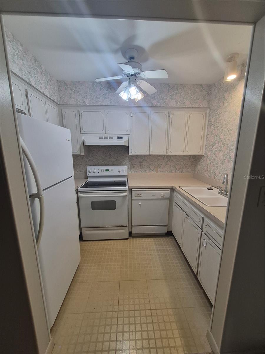 8301 BARDMOOR BLVD #210 — photo 6