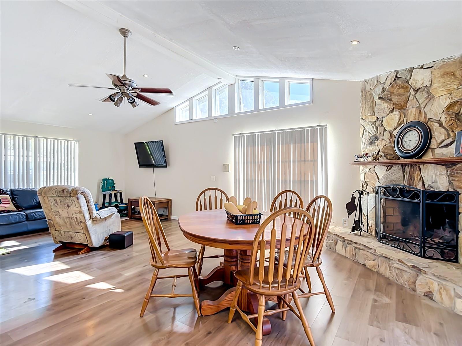 7102 FIVE ACRE RD — photo 19