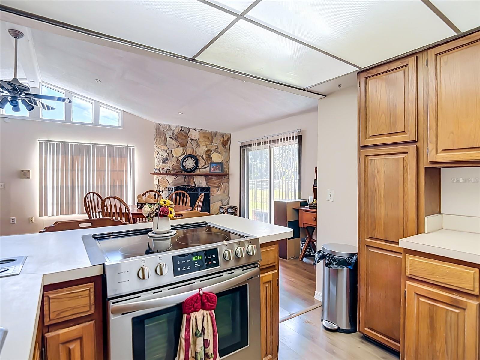 7102 FIVE ACRE RD — photo 15