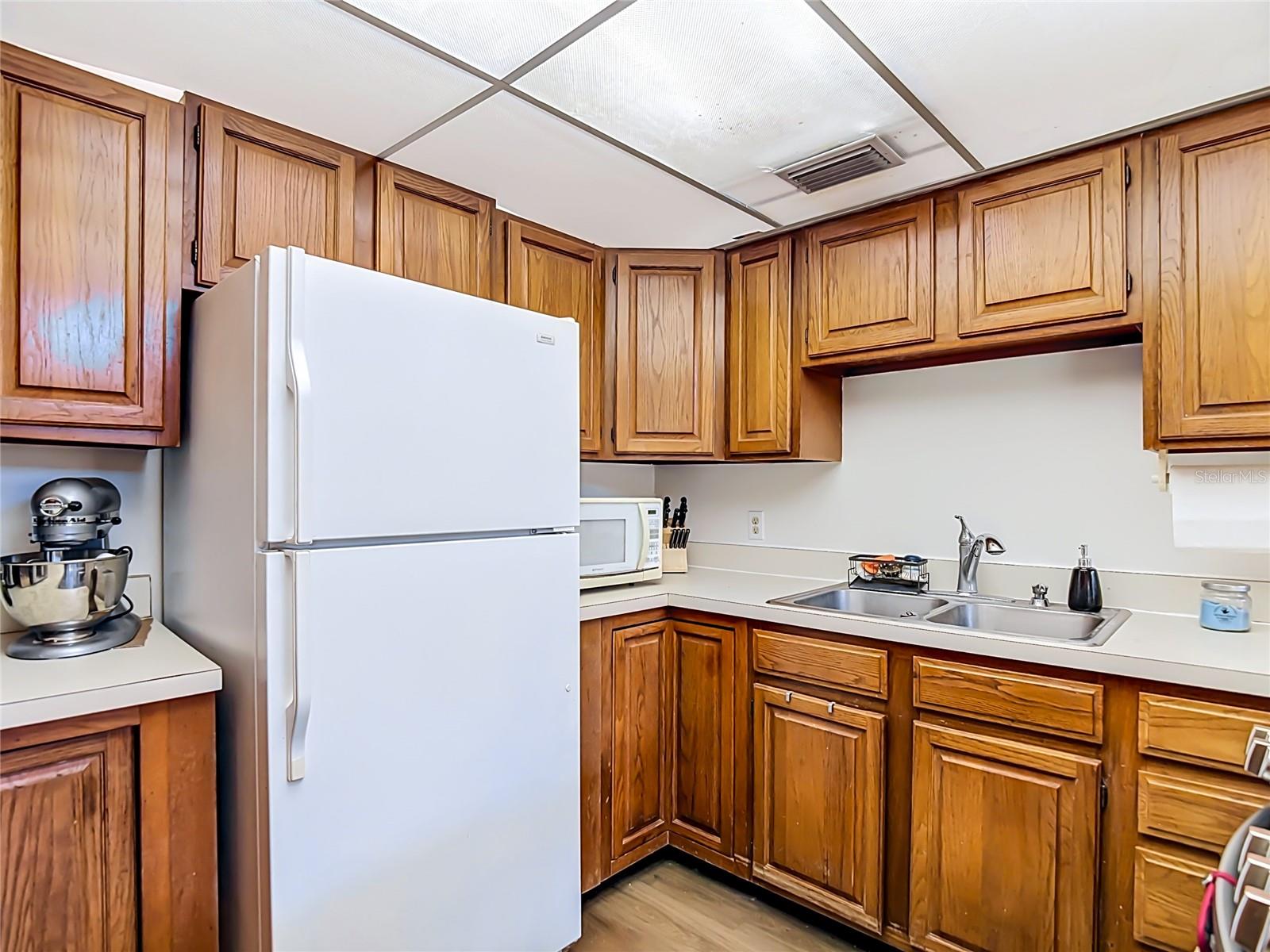 7102 FIVE ACRE RD — photo 13