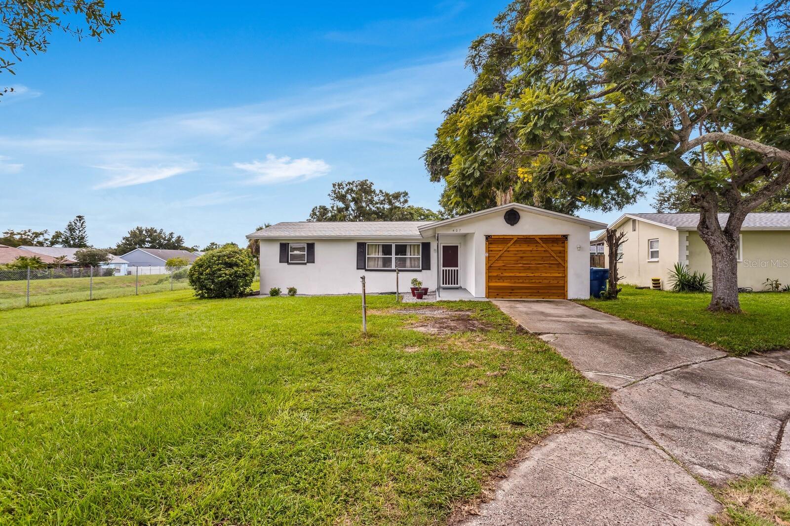 407 OCEAN CT — photo 2