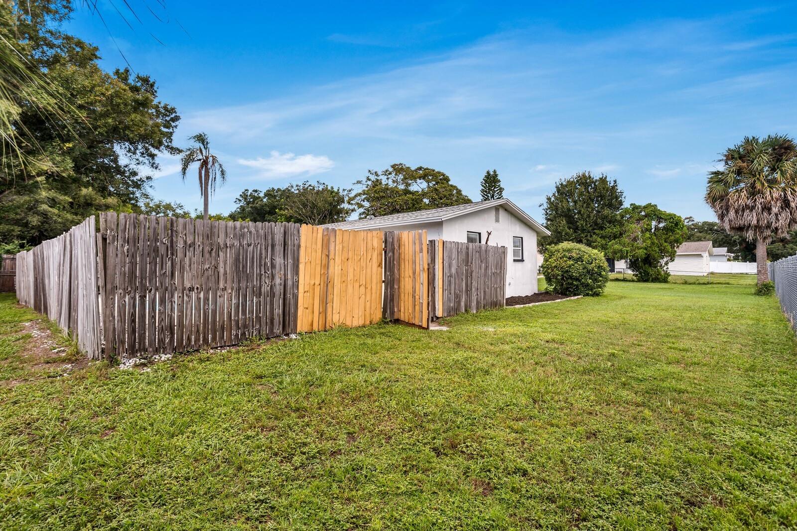 407 OCEAN CT — photo 33