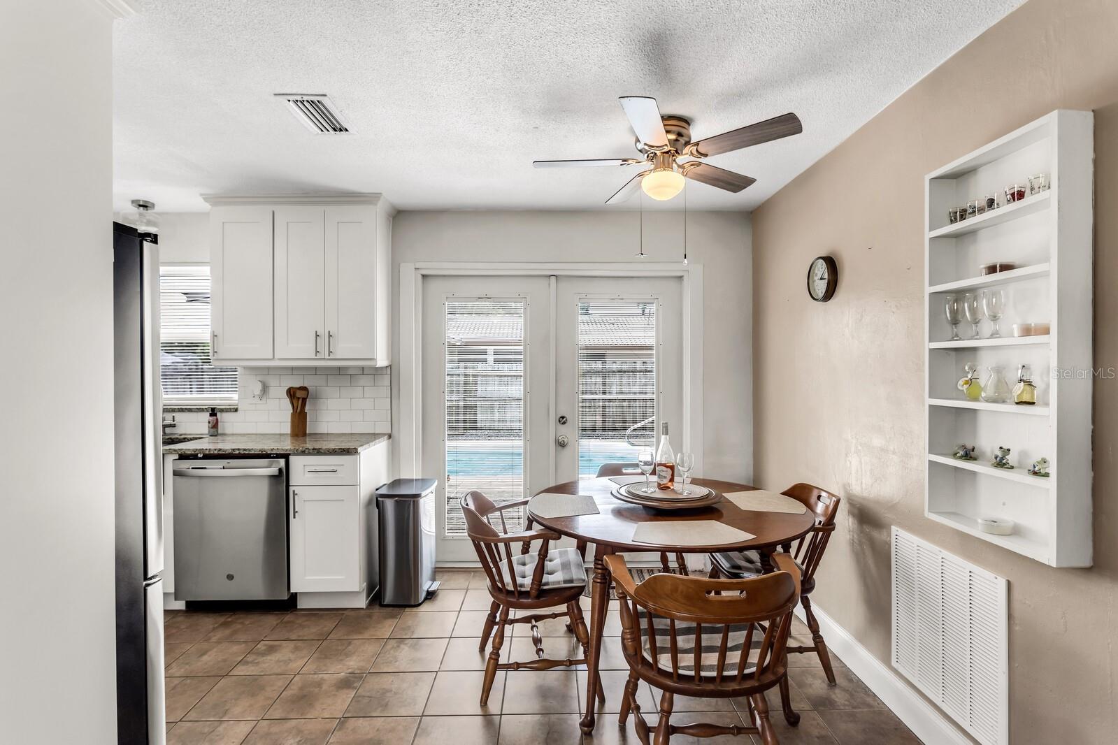 407 OCEAN CT — photo 9