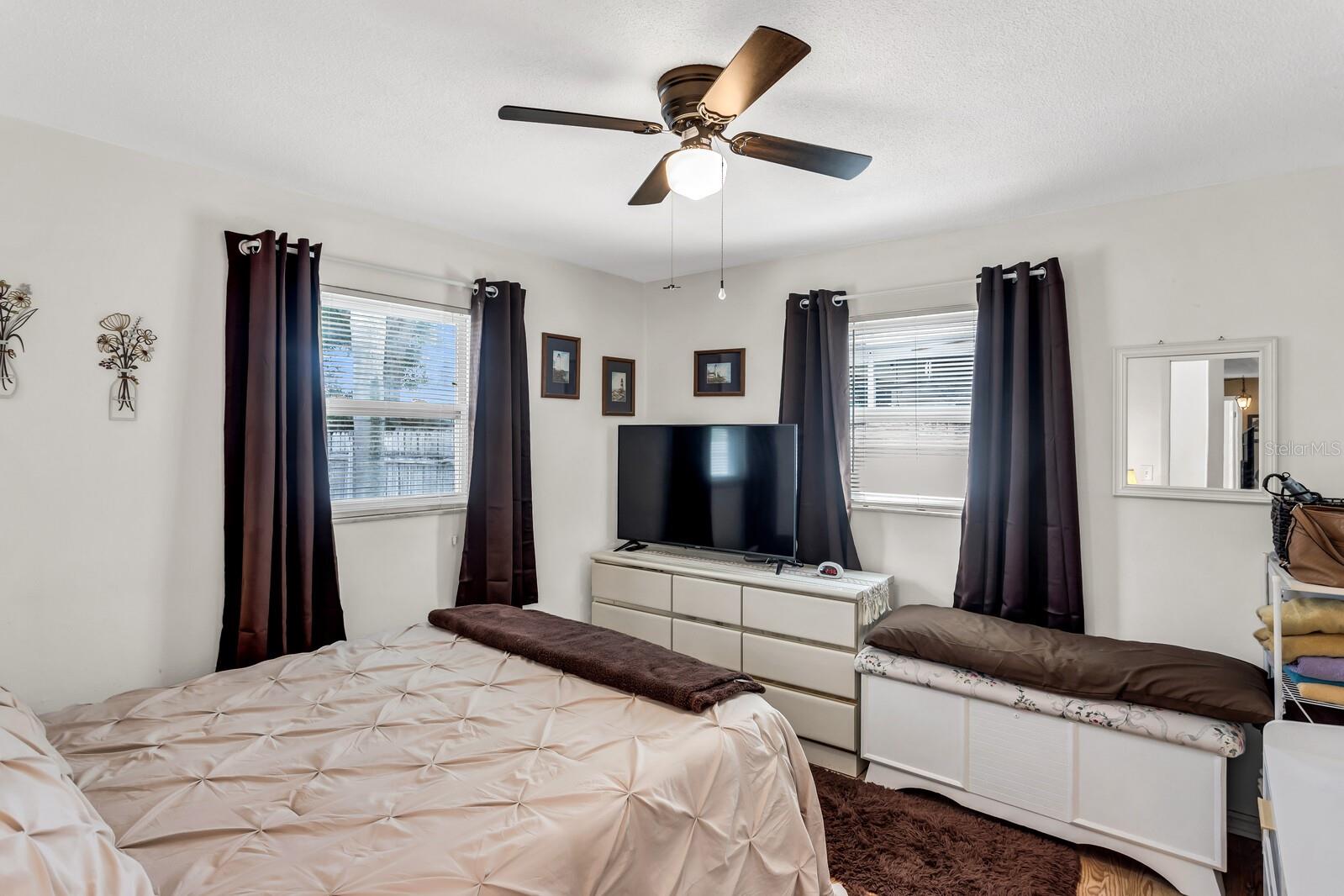 407 OCEAN CT — photo 18